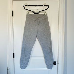 Like-New light grey sweatpants